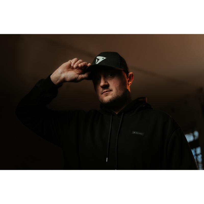 Chapéu baitnow c/logo iluminado