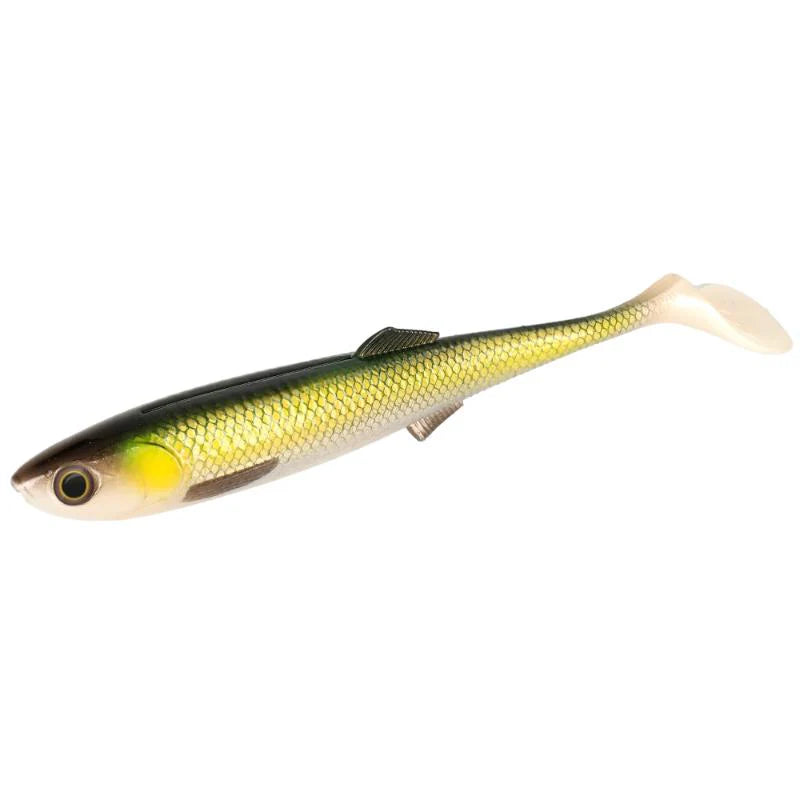 Amostra de vinil tipo shad Mikado Sicario 8,5cm na cor Bleak, com um padrão alongado prateado e dorso translúcido que imita perfeitamente um alburno, ideal para a pesca de percas e lúcio-percas.